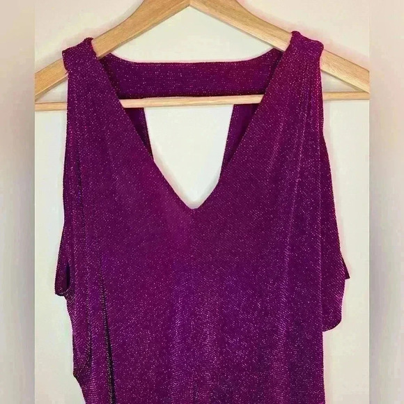 GUESS Women’s Purple Sleeveless V Neck Open Back Top Size XS - Picture 5 of 7